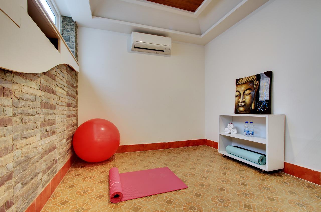 White Castle Boutique Apartment Hotel Bangalore Luaran gambar